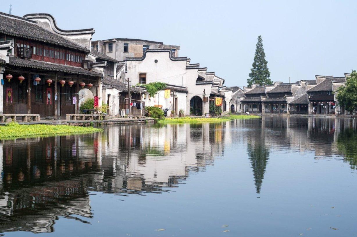 生物药板块三连涨,泰格医药涨2%!生物药ETF(159839)涨1.56%,融资余额猛增!创新药估值接近5年极值